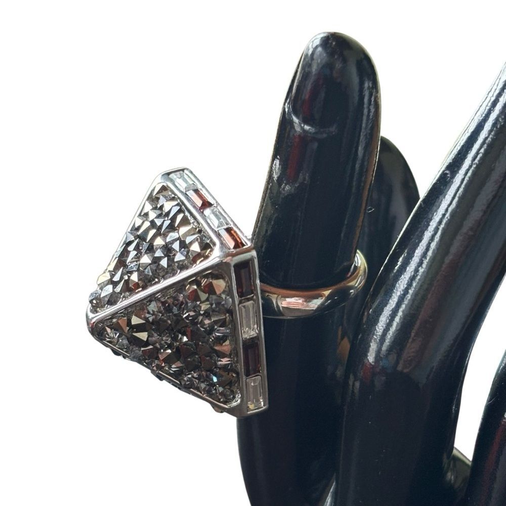 Henri Bendel Geometric Triangle Cocktail Statement Ring Size 6